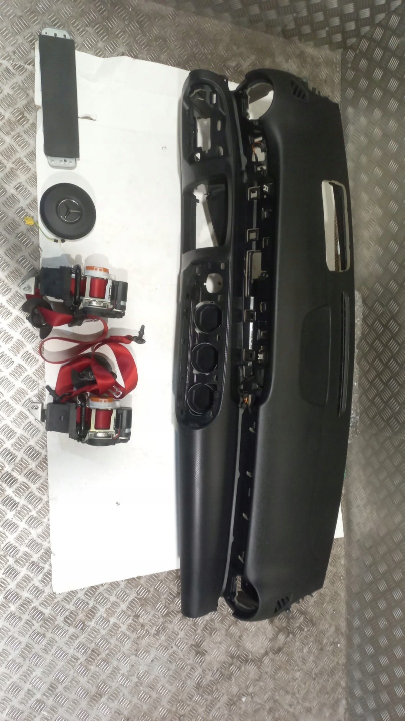 IDEALNA console KPL. MERCEDES A W177 HEADUP 21r 1