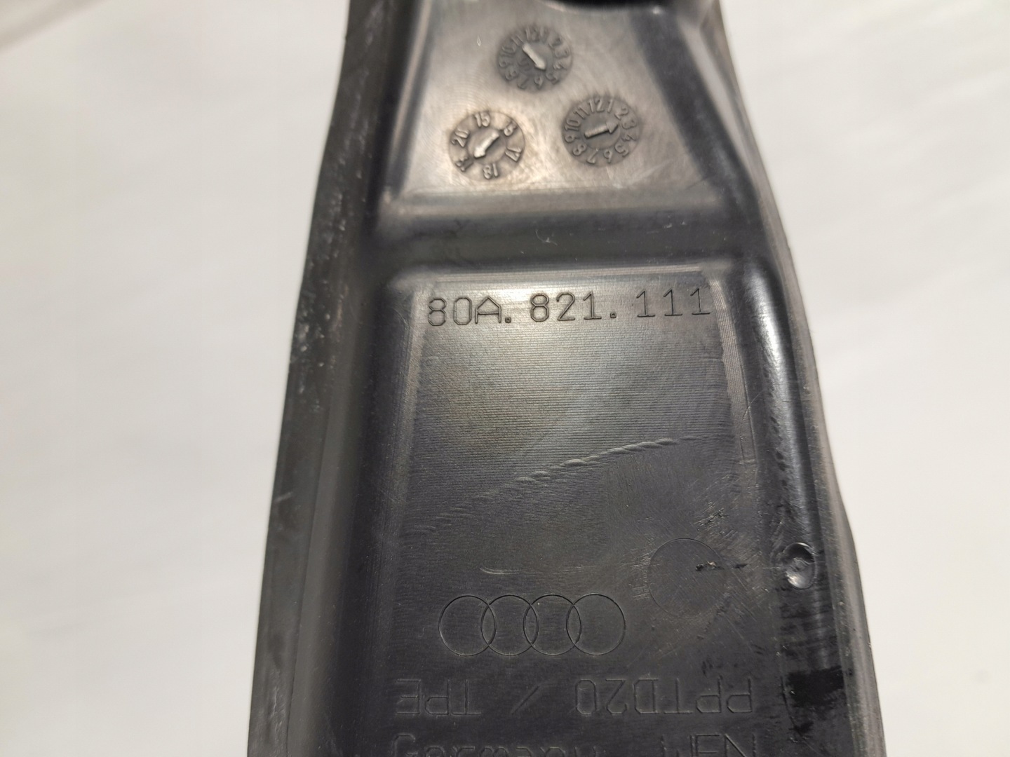 AUDI Q5 II 80A Console Support plaque Poignées 80CA837812
