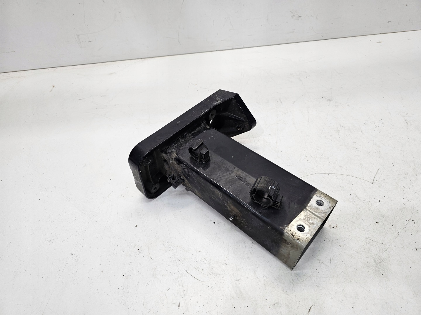 beam tip PODLUZNICY right AUDI TT 8J 8J0806110D
