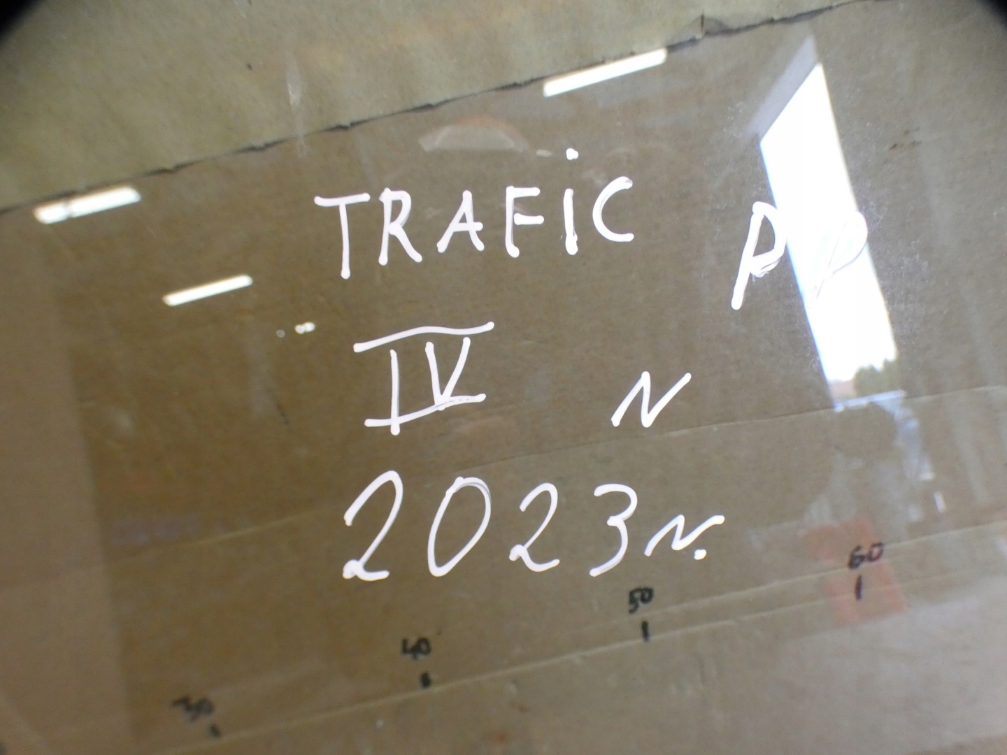 RENAULT TRAFIC III IV 2014- window door right front Z ROKU 2023