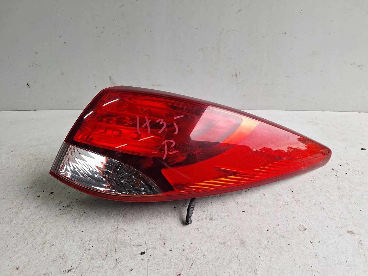 HYUNDAI IX35 09-13 light right rear part 92402-2Y0