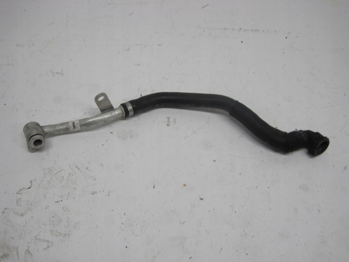 hose pipe BMW F39 8580500