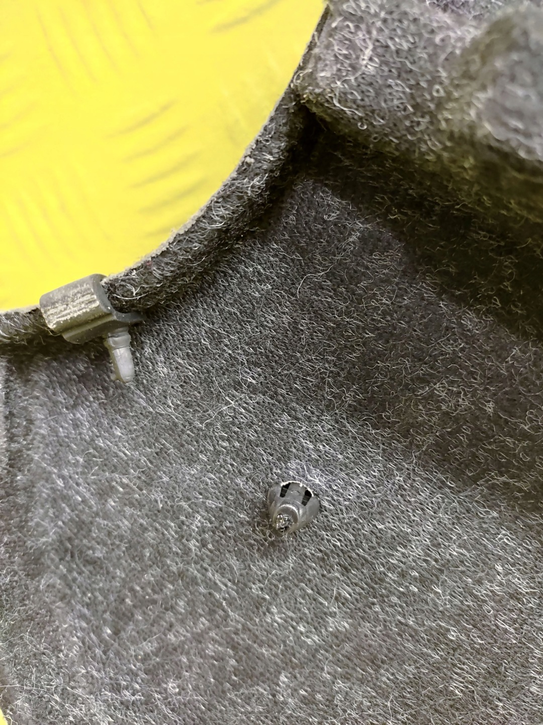 ALFA ROMEO 147 plato rear boot