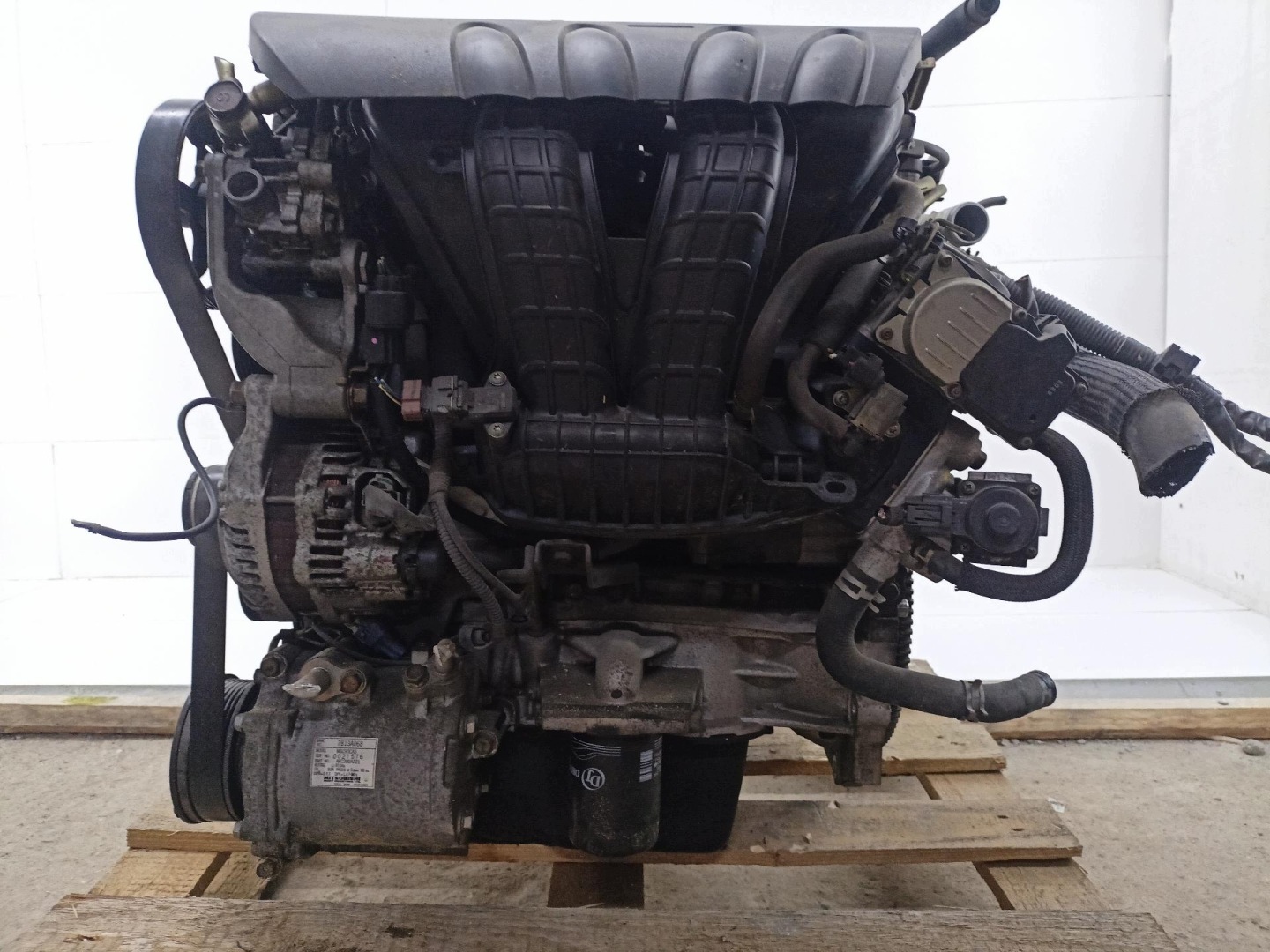 Motor komplet Mitsubishi Outlander 2 facelift 2010 4B12