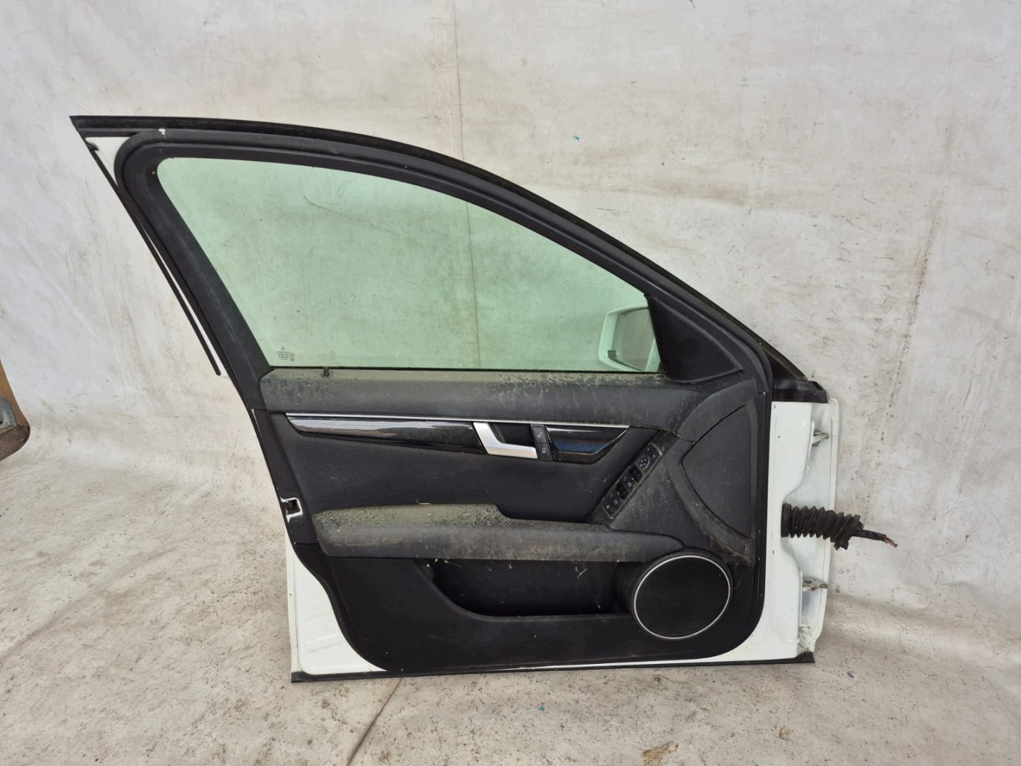 MERCEDES C KLASA W204 07- door left front front