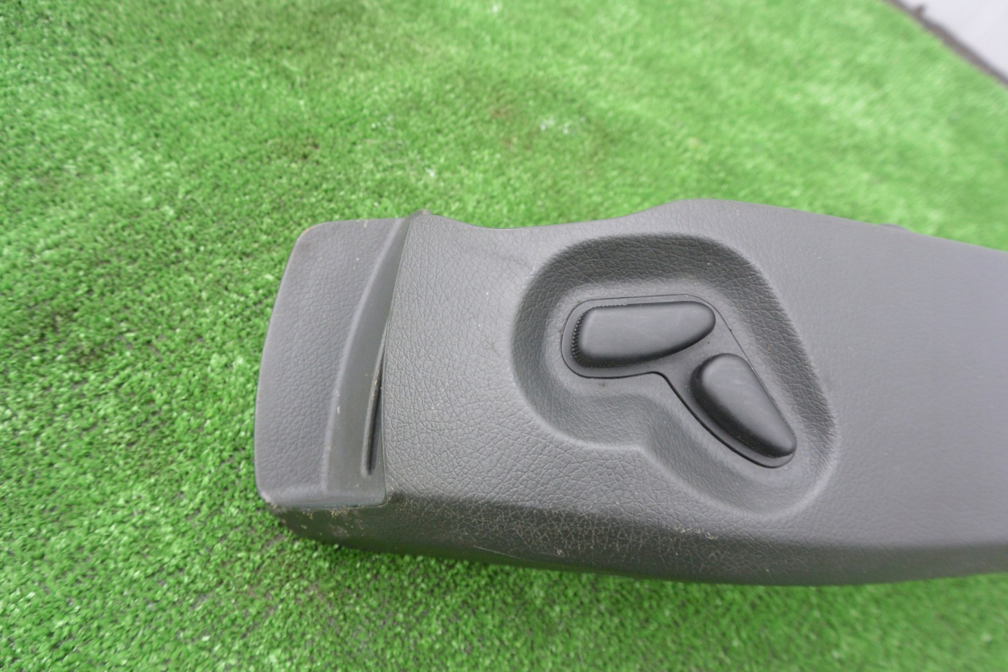cover seat right front MERCEDES W211 PRZEDLIFT