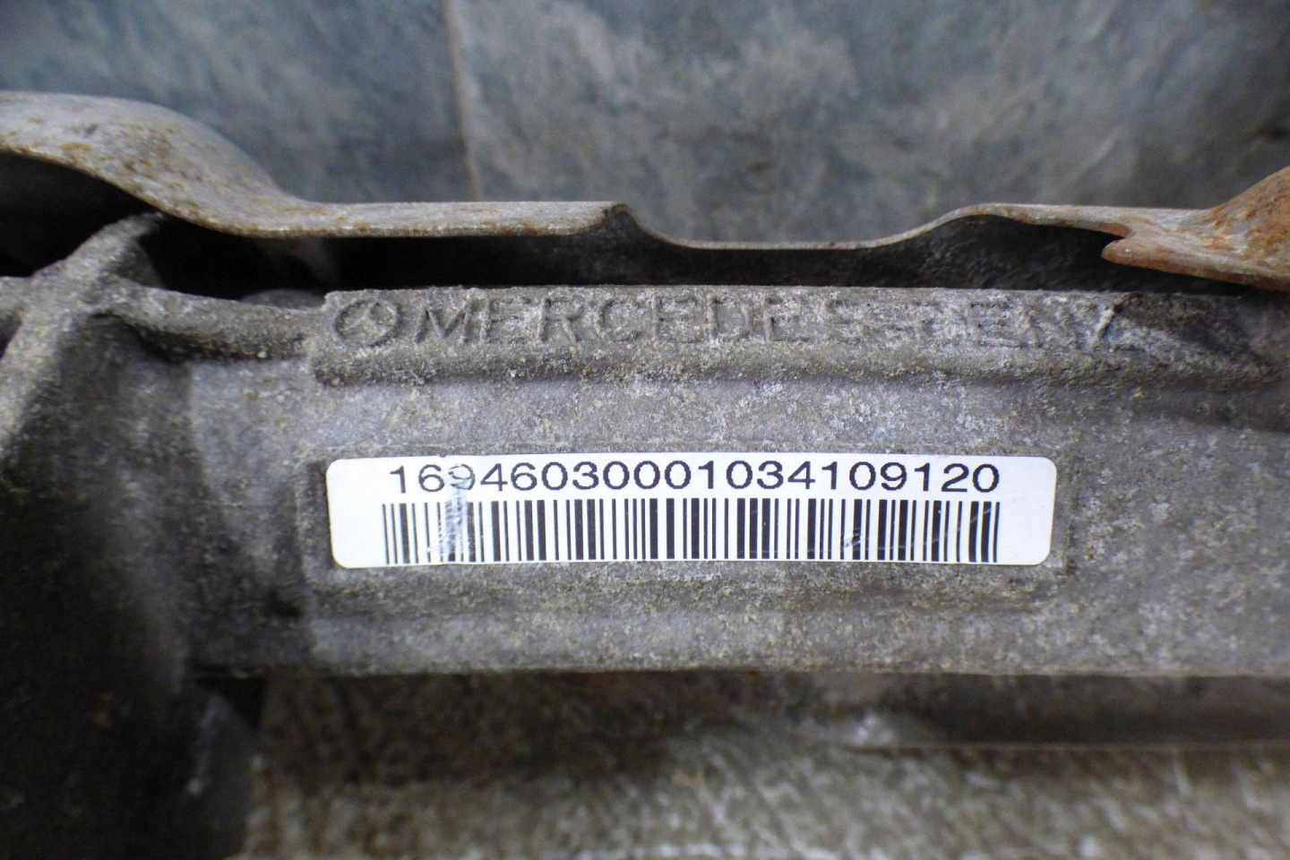 Mercedes B-Klasa W245 Boîter direction Boîter direction 1694603000 st.BDB