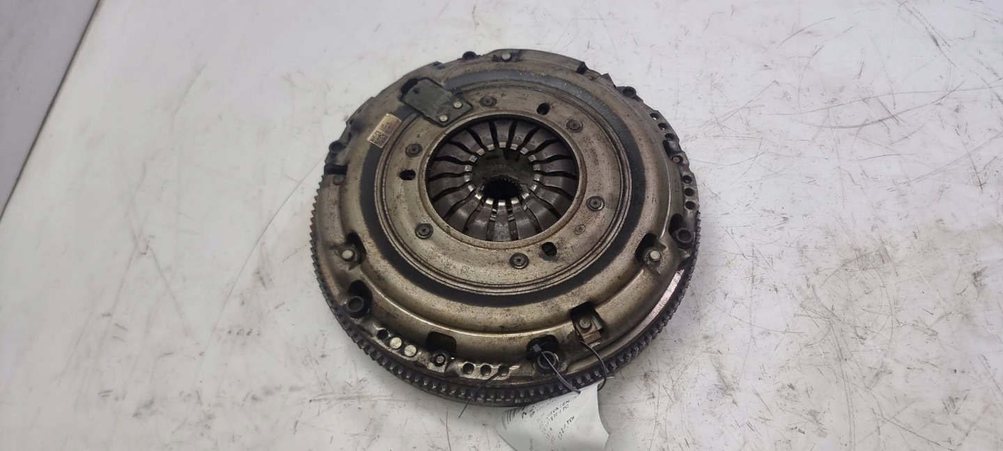 clutch 04L141015P VOLKSWAGEN CRAFTER II 7C