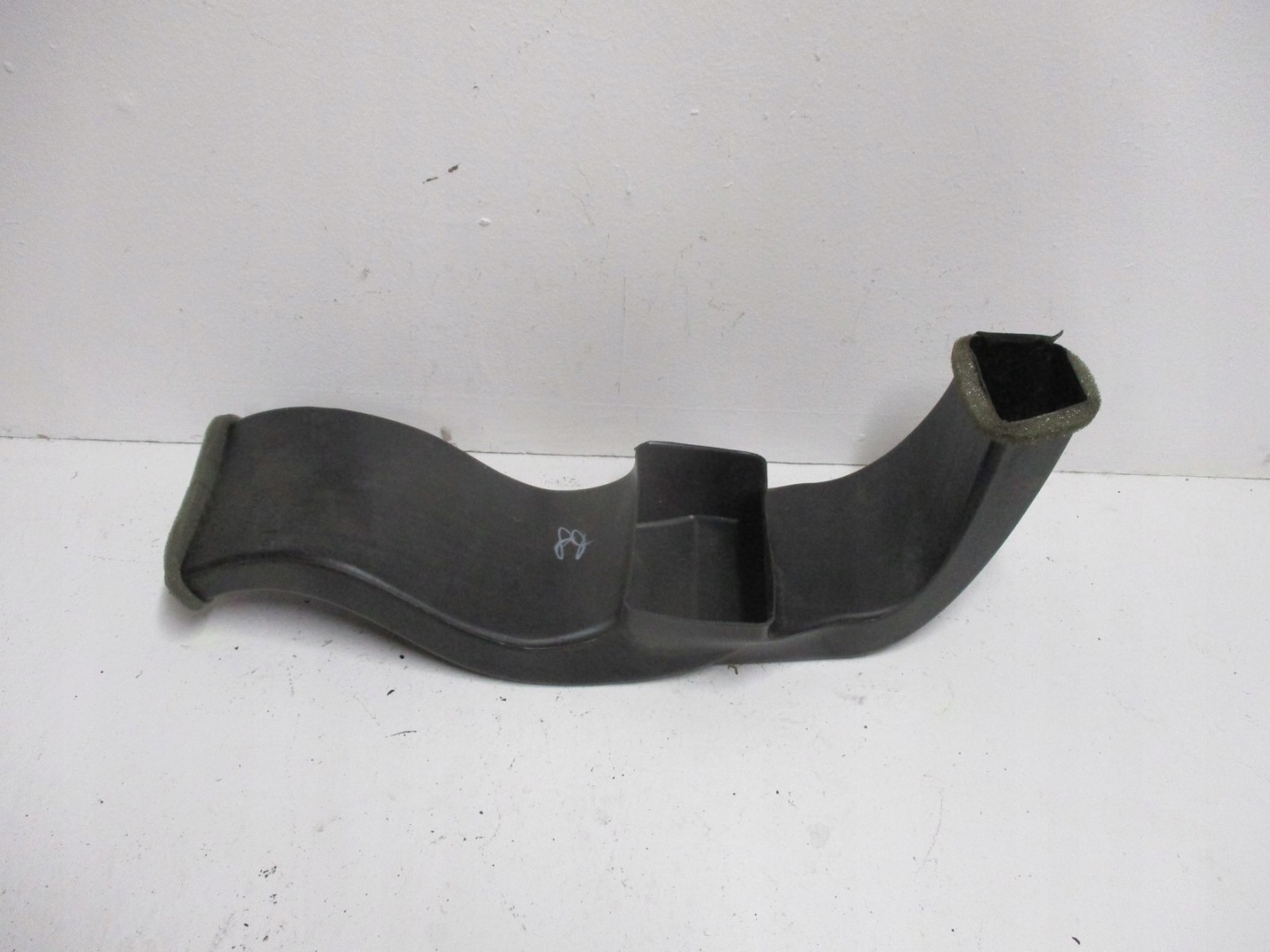 intake air TESLA X 1057205-00-A