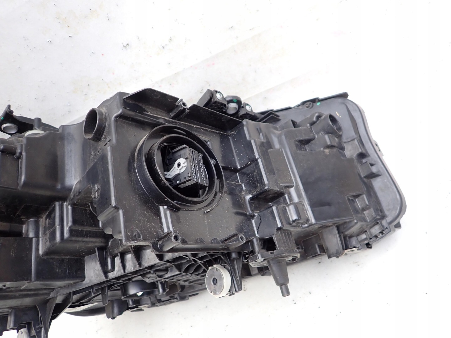 BMW 5 G30 G31 17-20 light front front left