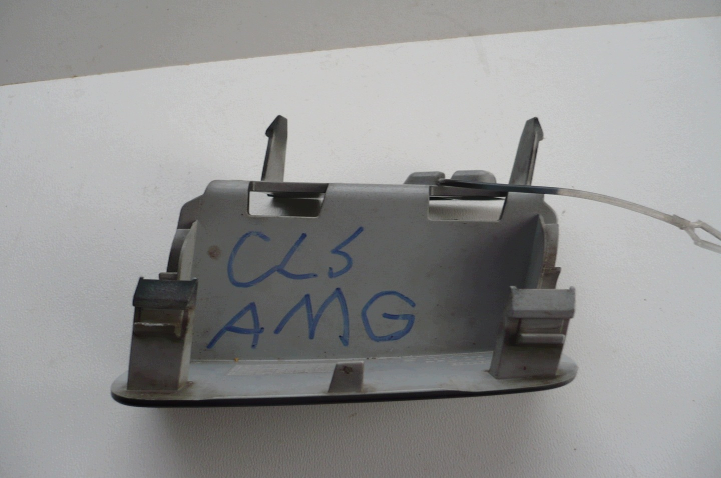 MERCEDES CLS 257 AMG 18-21R towing hook cap bumper front