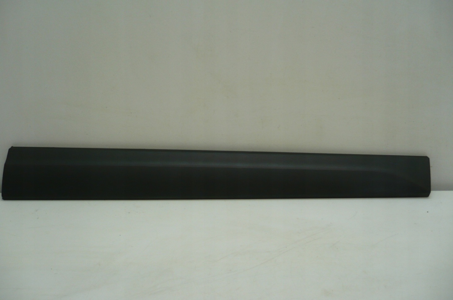 AUDI Q5 and 08- moulding door right front