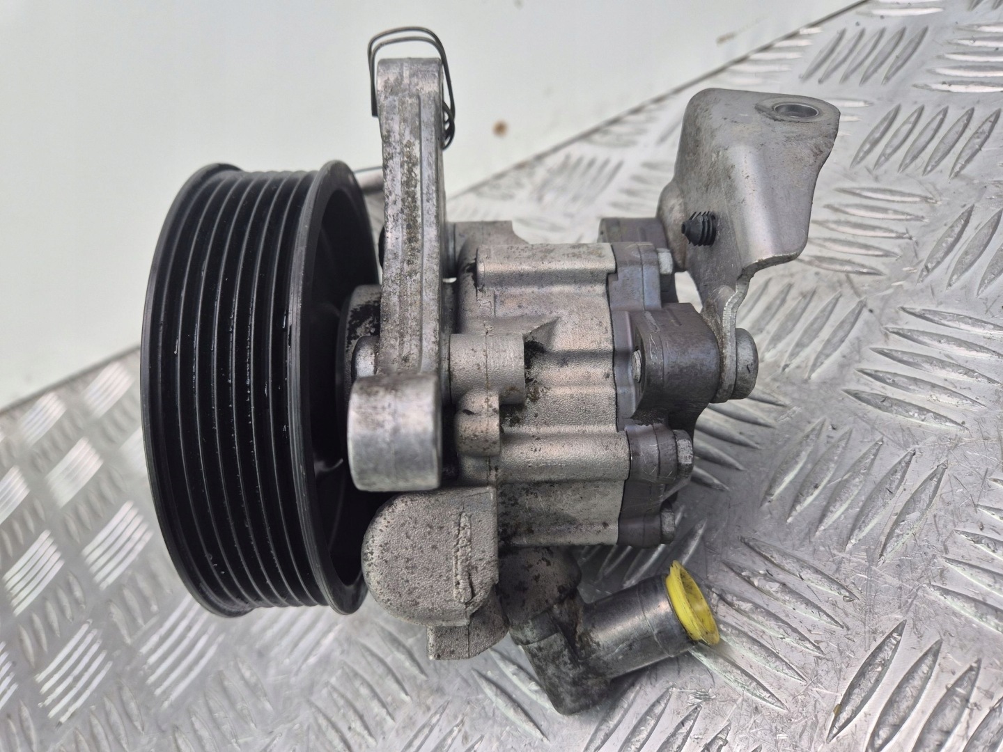 Mercedes CLK 320 CDI W209 servo pump A0064660101