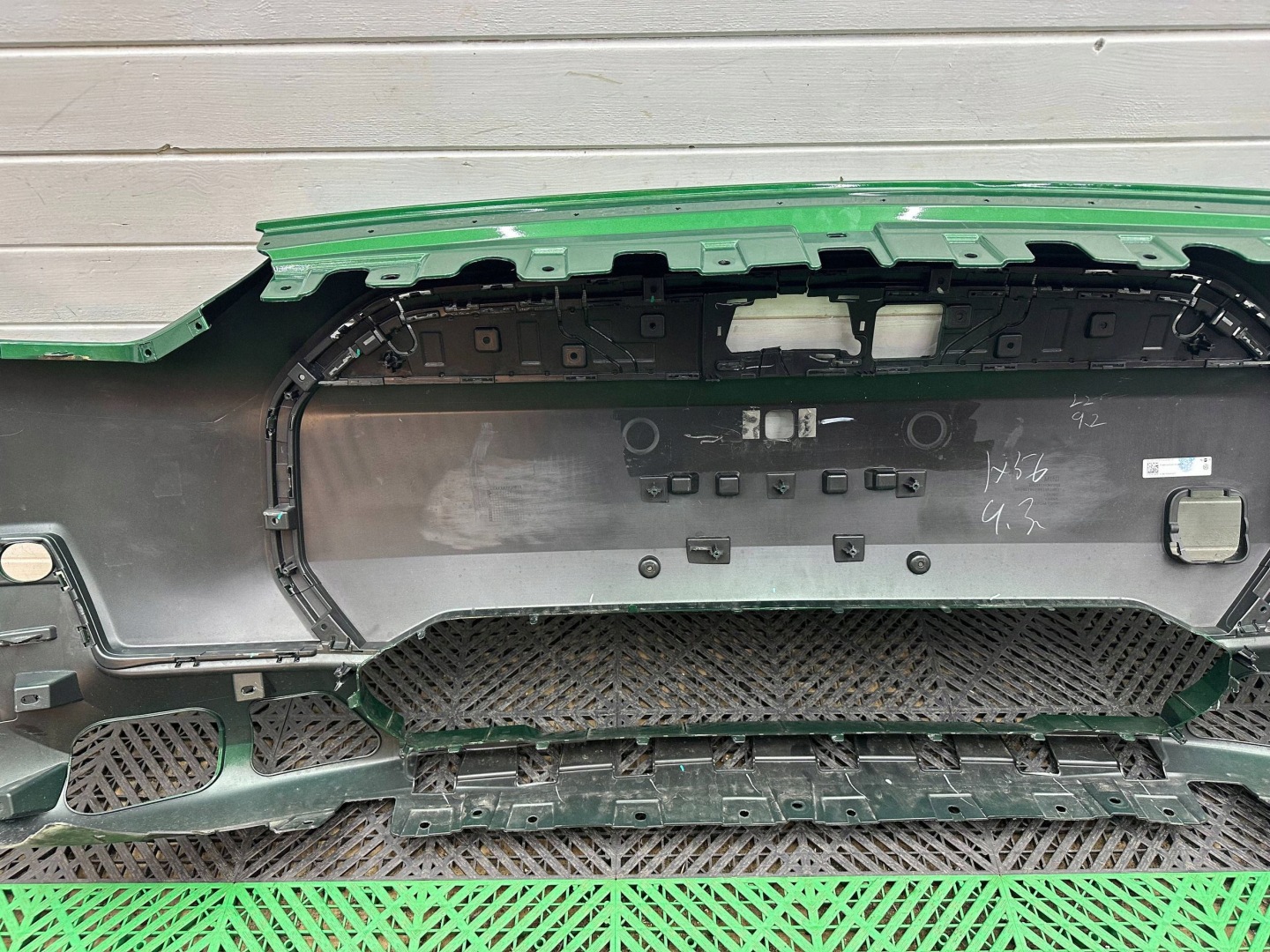 front bumper front Mini Aceman J05