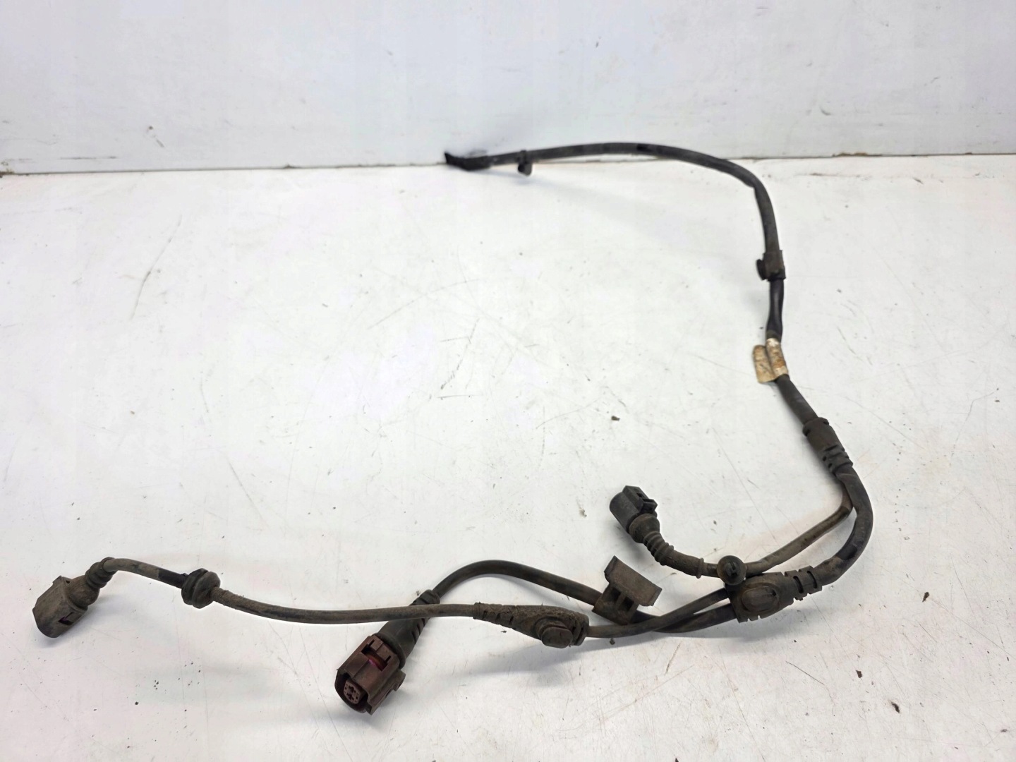 bundle of a caliper left rear part AUDI A6 C6 4F0972253AD original !!!