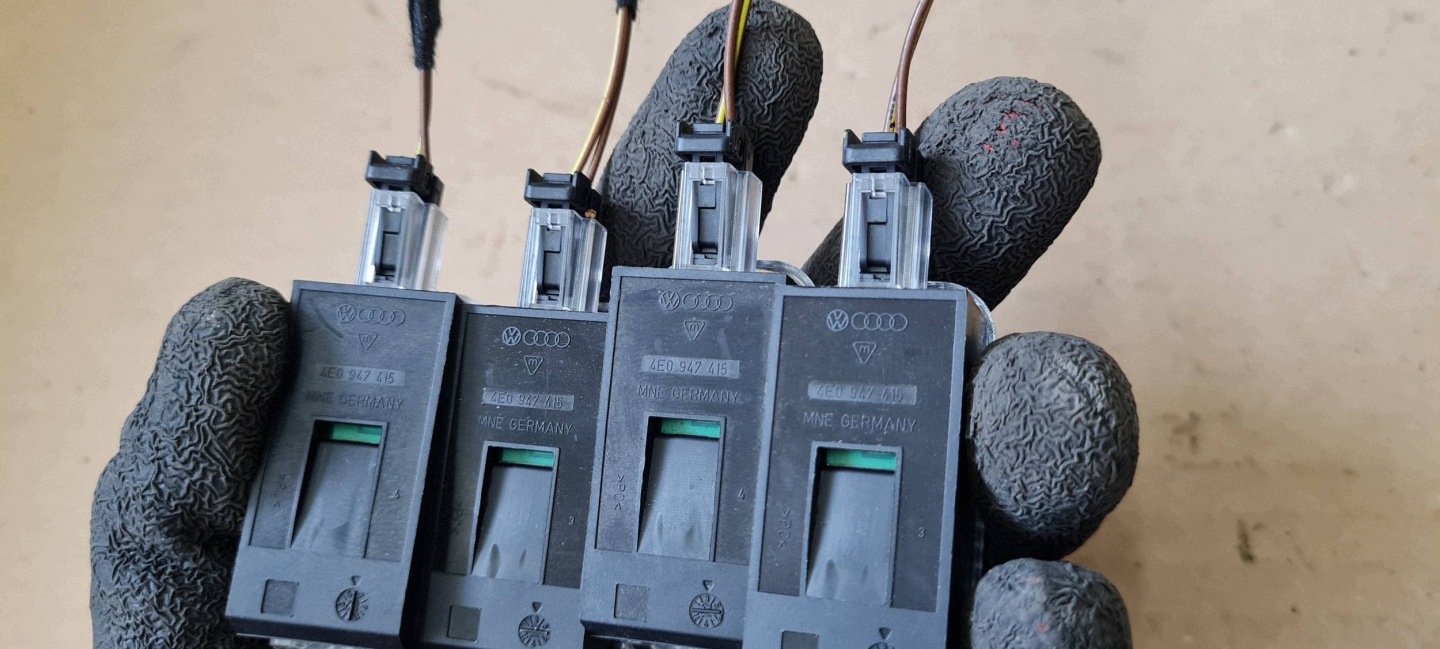A7 4G S7 Feux phare Interne Interne Prise 4E0947415 A6 C6 C7 4G A4 B8 Q5