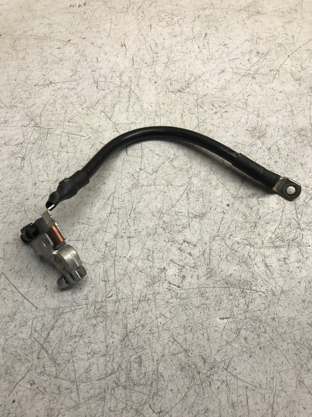 Batteriemanagement Sensor AUDI A5 LIFT 8T0915181
