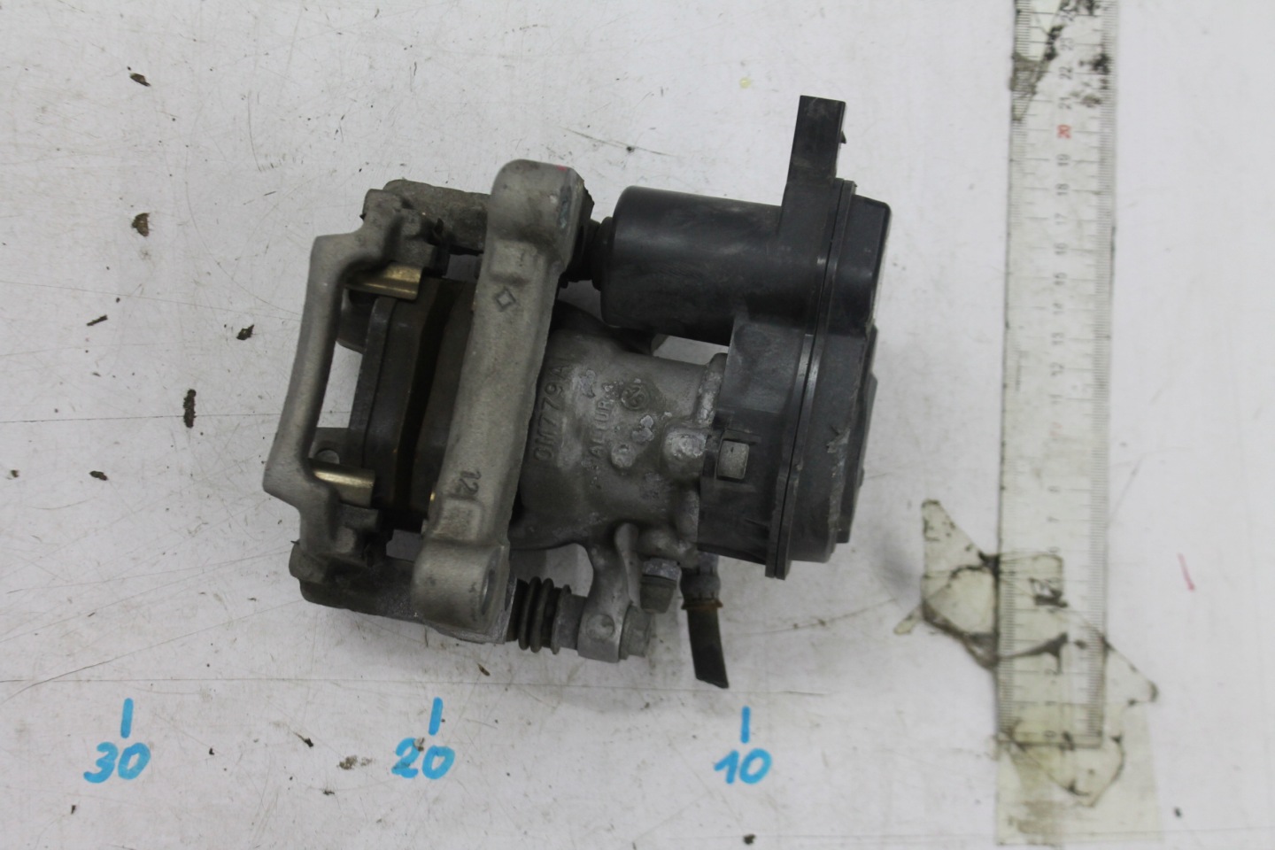 caliper left rear part 9842295280 PEUGEOT 2008 II 19