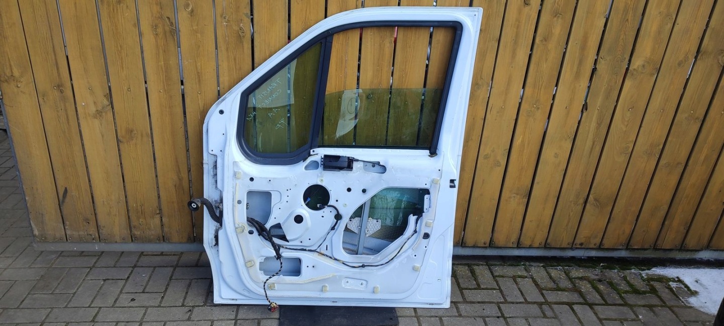 dveře předek přední pravé Ford Transit Connect MK1 AA
