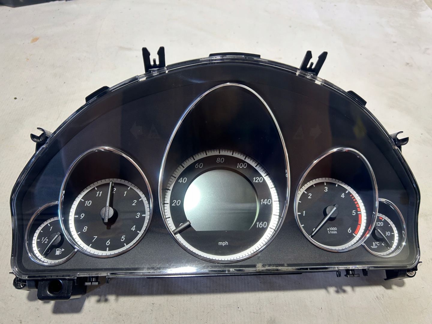 dials dials MERCEDES W204 2129001610 UK CDI