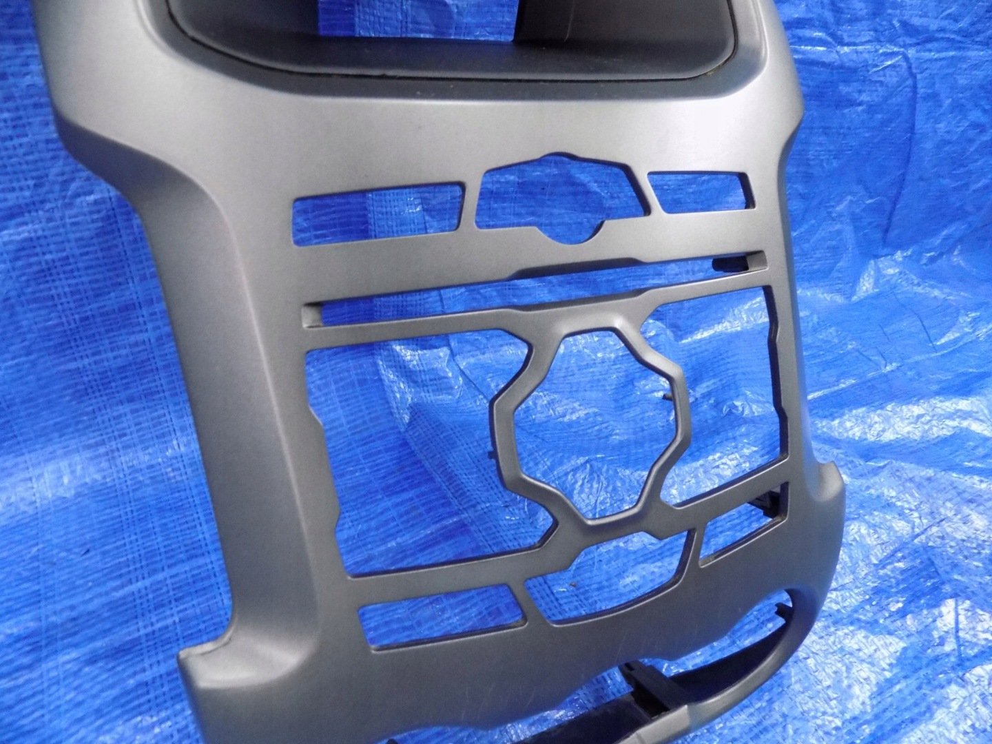 frame grid RADIA FORD RANGER III 12