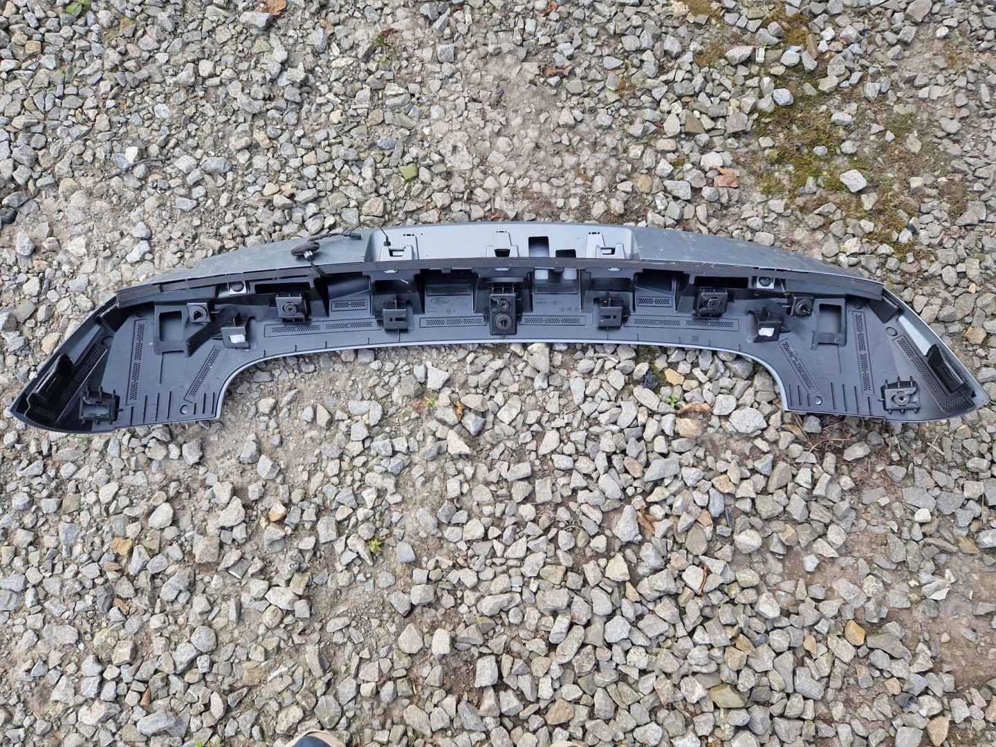 SPOILER LOTKA Couverture du capot FORD KUGA III MK3 2019R->
