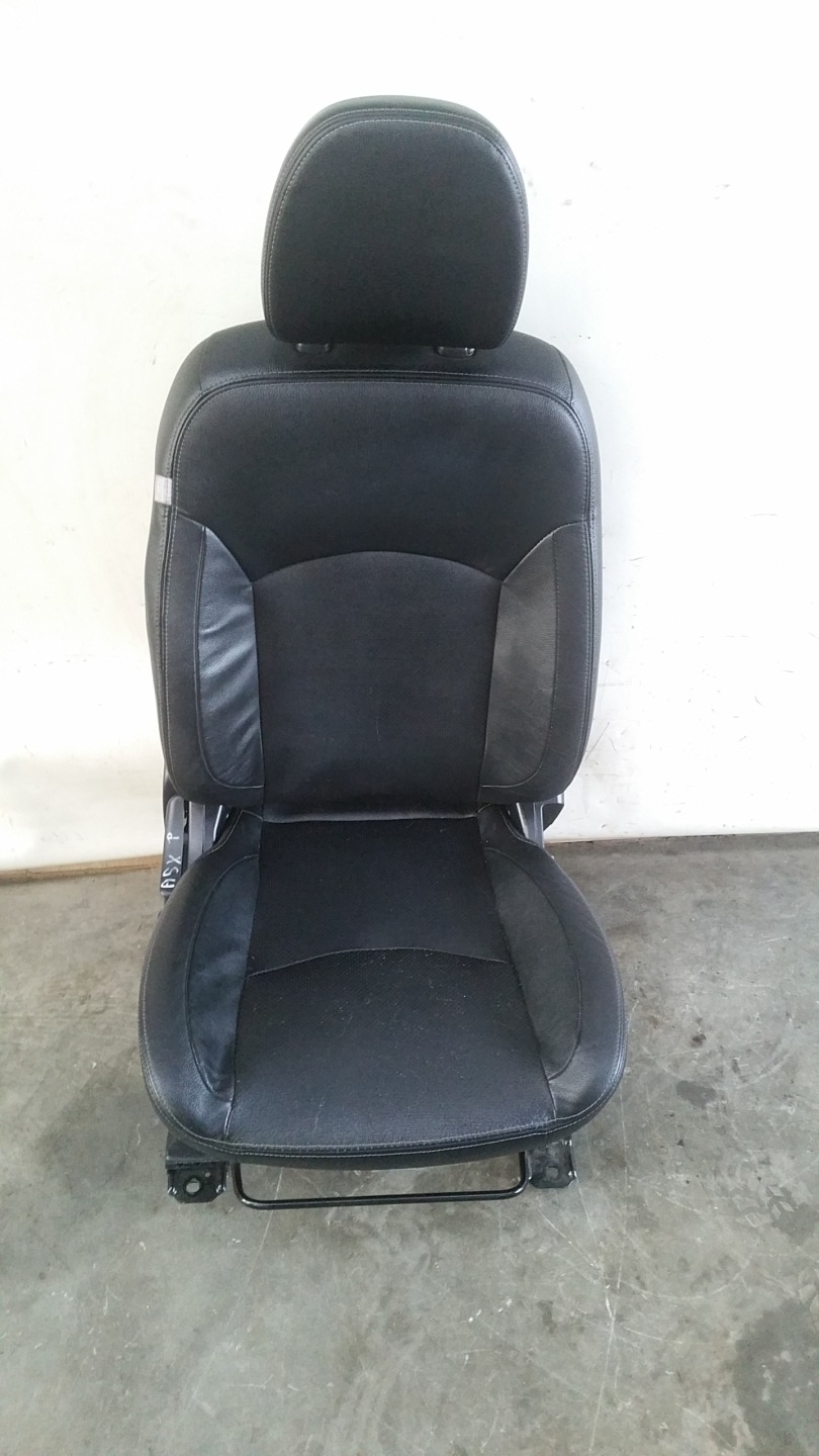 Sitze Leder grzane elektryka Mitsubishi ASX