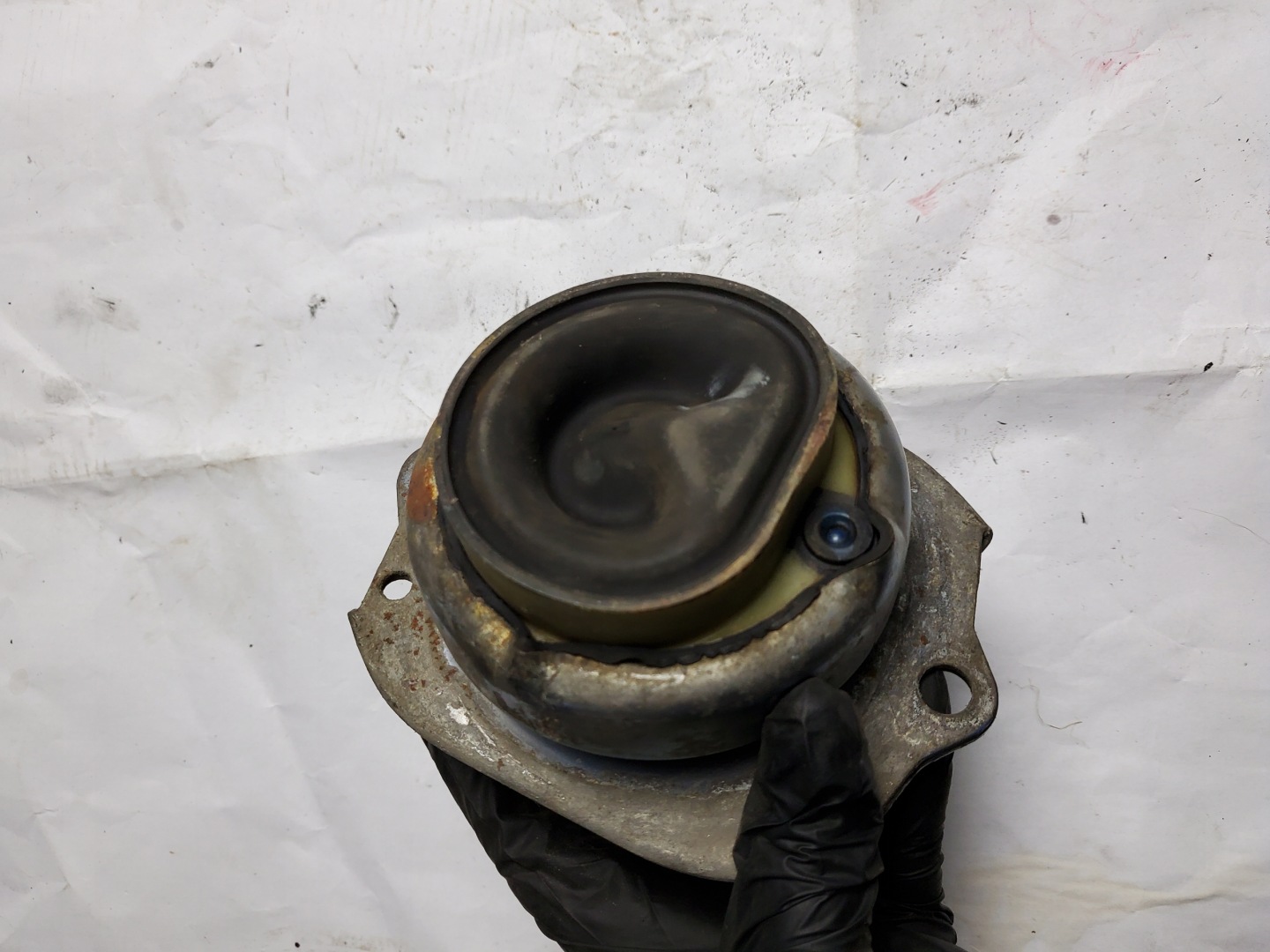 engine mount BMW X6 E71 X5 E70 P679364201 OE