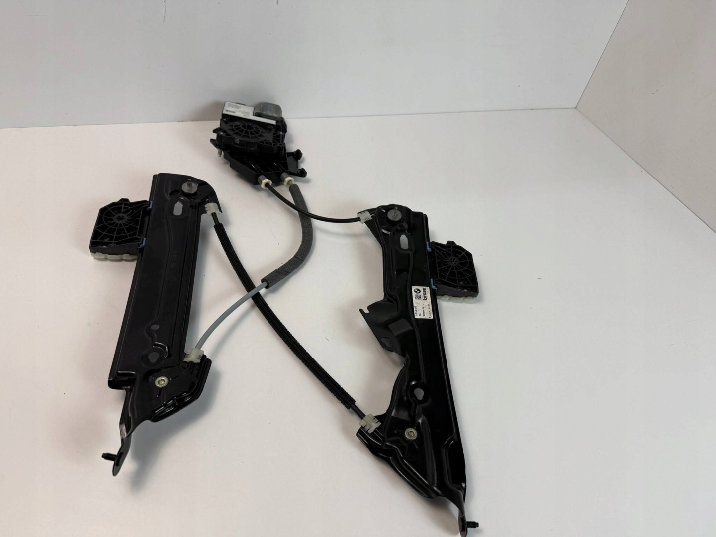 BMW G26 4 i4 9854495 9854231 window regulator rear left