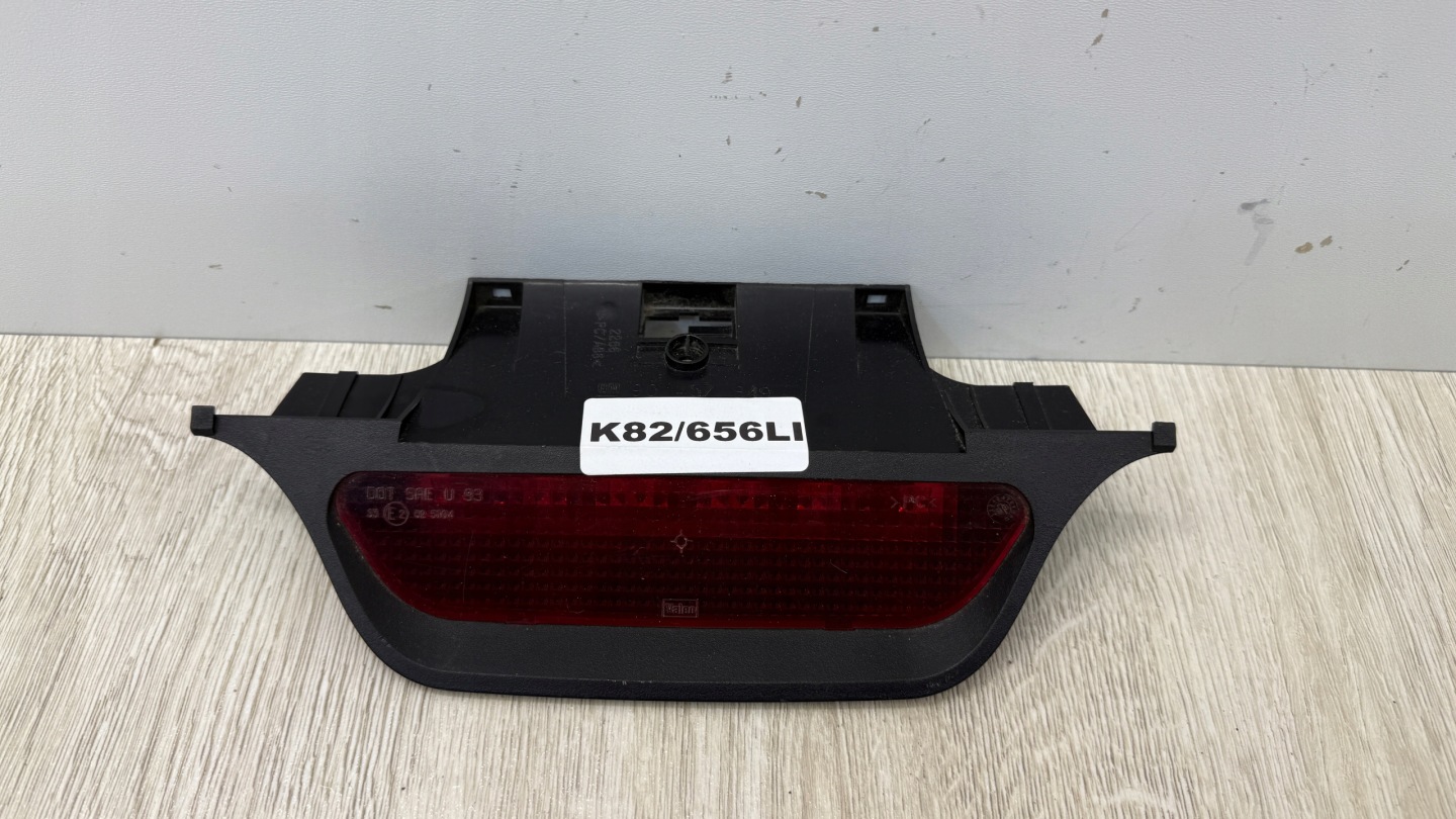 OPEL OMEGA B KOMBI light STOPU bonnet light STOP 90457849 K82/656LI