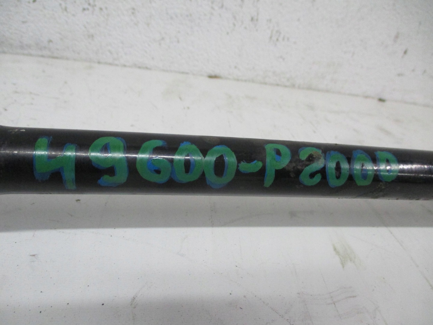 semi-axis rear rear part left HYUNDAI SANTA FE 49600-P2000