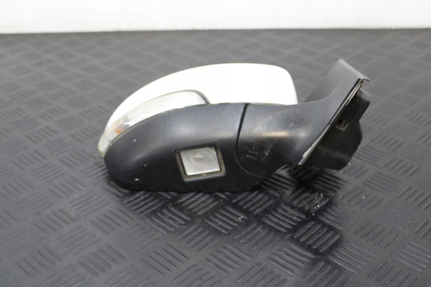 mirror right 8 vertical FORD KUGA MK2