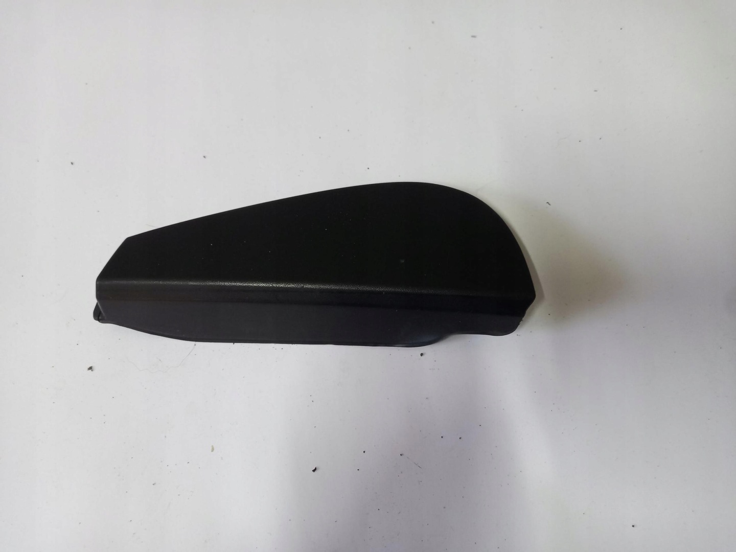 couverture aile droite arrière RENAULT MEGANE III 08-16