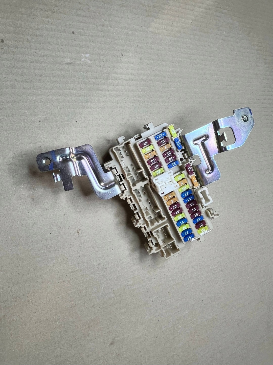 Module fusibles Complète Nissan Qashqai 4EB0A