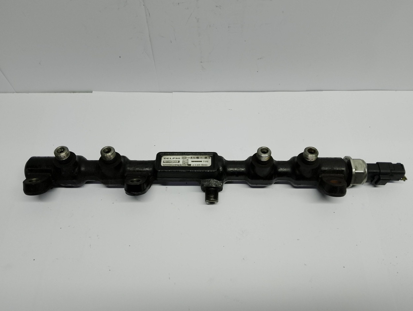 Kraftstoffverteiler Einspritzleiste Delphi Ford 2S7Q9D280AE