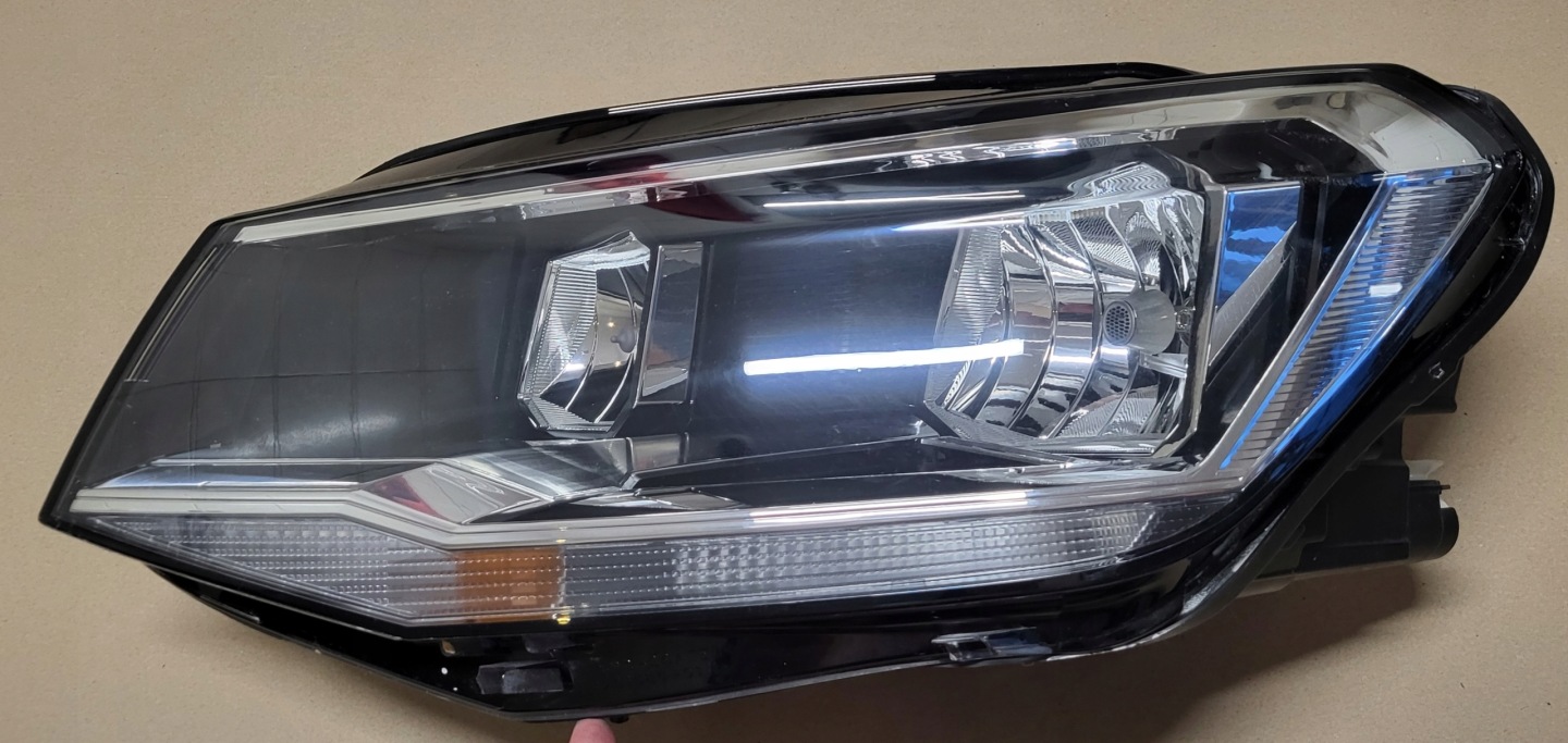 light REFLEKTOR front left front VW CADDY 2K original EUROPA