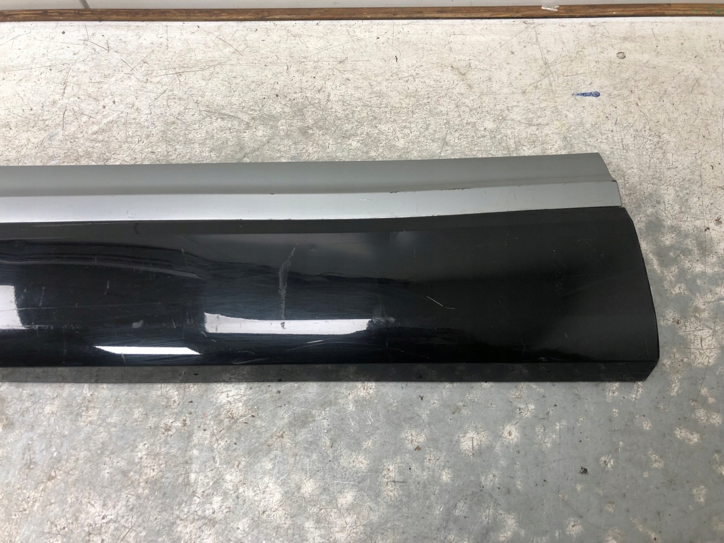 moulding door left front AUDI Q7 4M 4M0853959B
