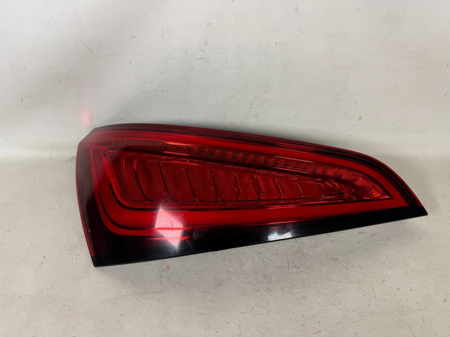 Audi Q5 SQ5 8r0 Lift light rear left rear part left