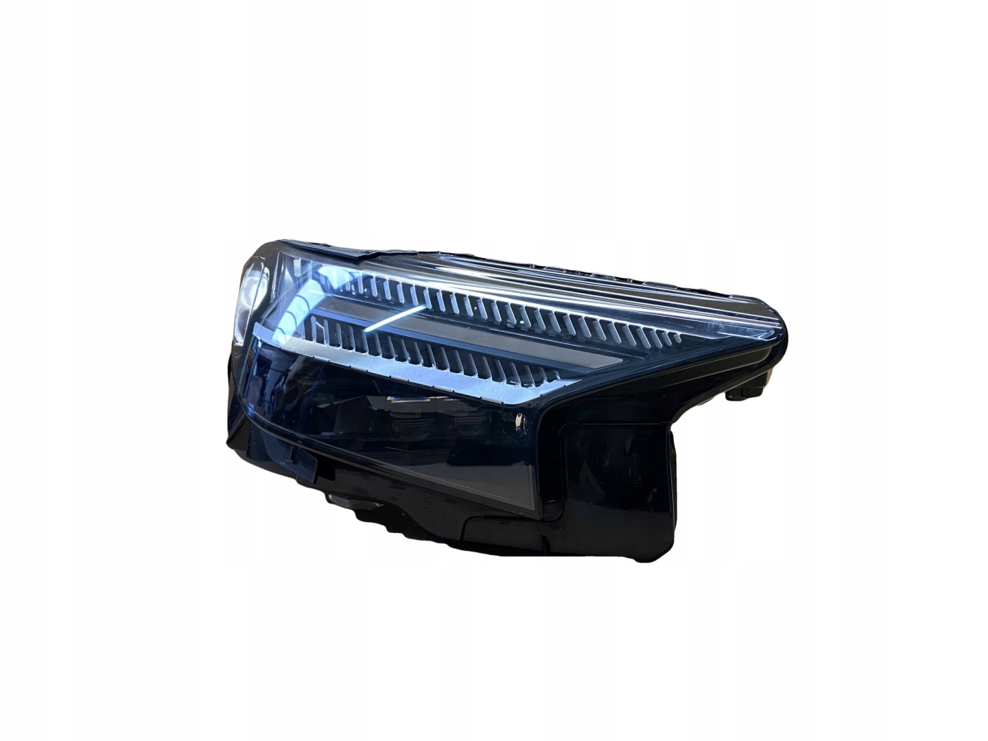 AUDI Q4 ETRON Licht rechts MATRIX 89A941036
