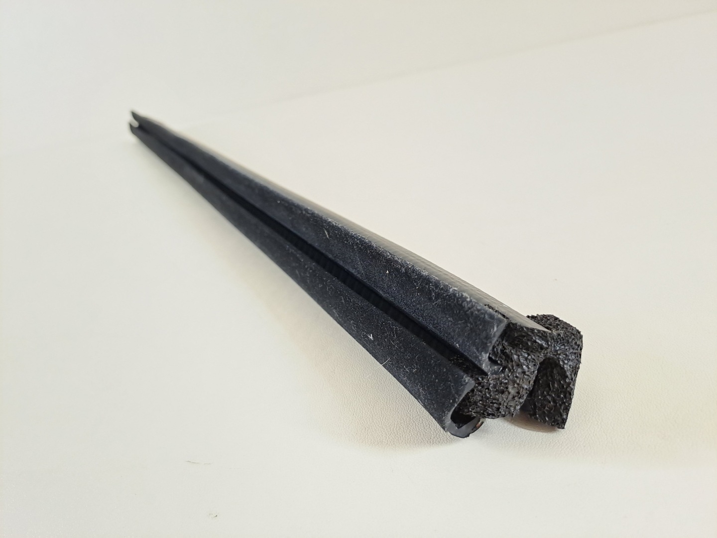 moulding dust windows door left rear inner FORD MONDEO V MK5 17r