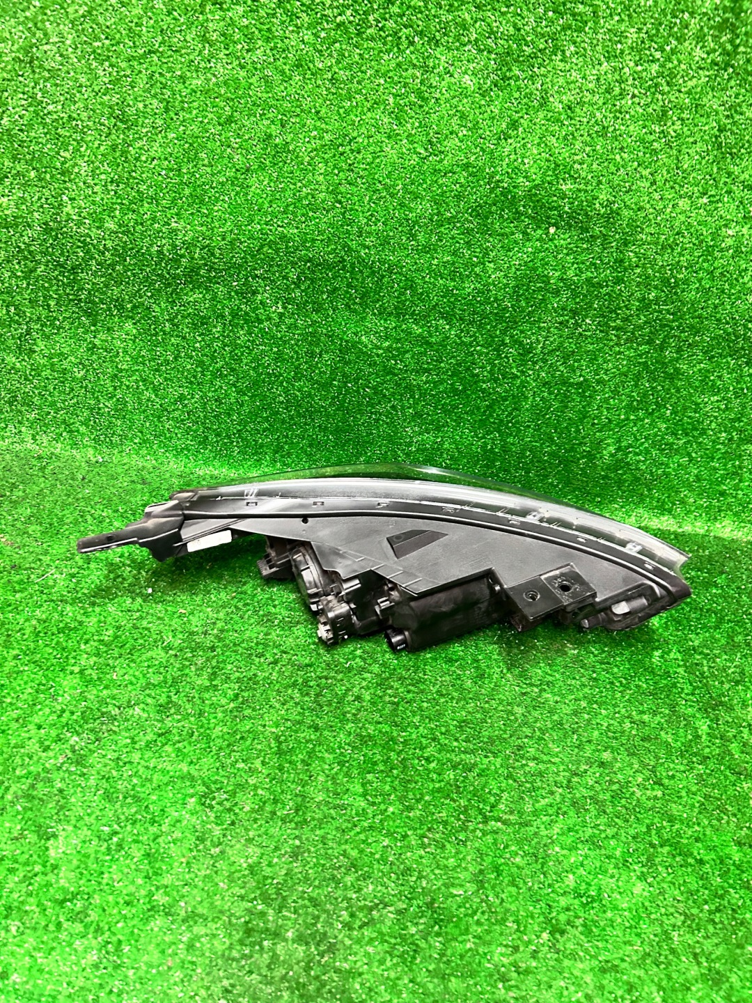 REFLEKTOR left KIA RIO IV