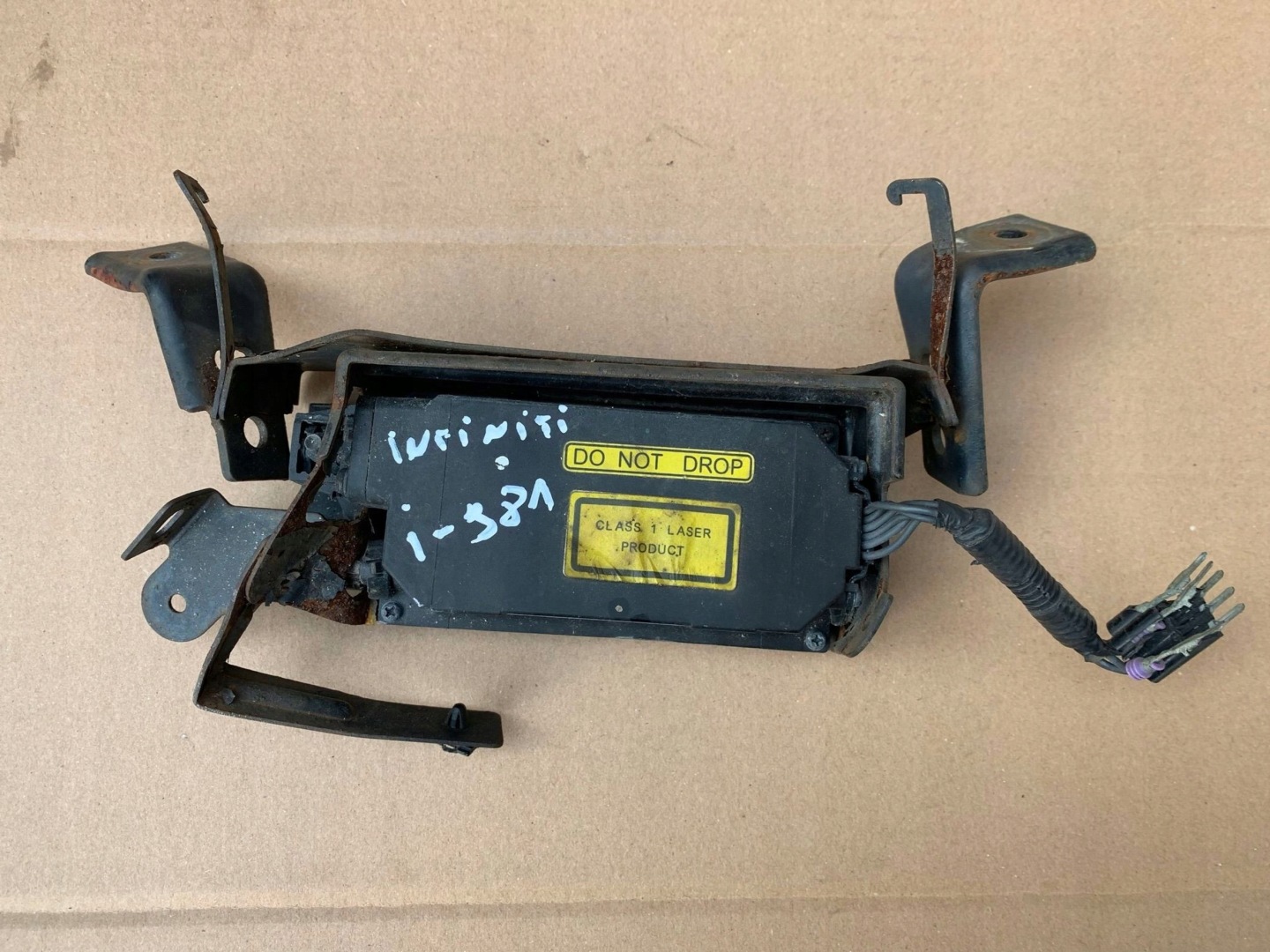 Infiniti QX50 radar sensor odelglosci modulo distronic 28437 1UX3B