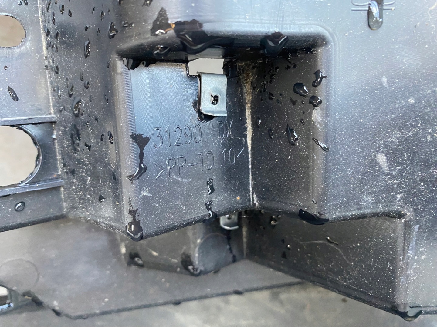 IVECO DAILY IV 4 LIFT 19- bumper side right front 105802315894E