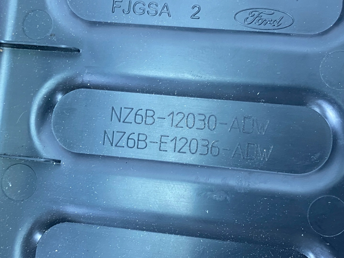 Podstopnica podnozek Ford Maverick 2022+ USA