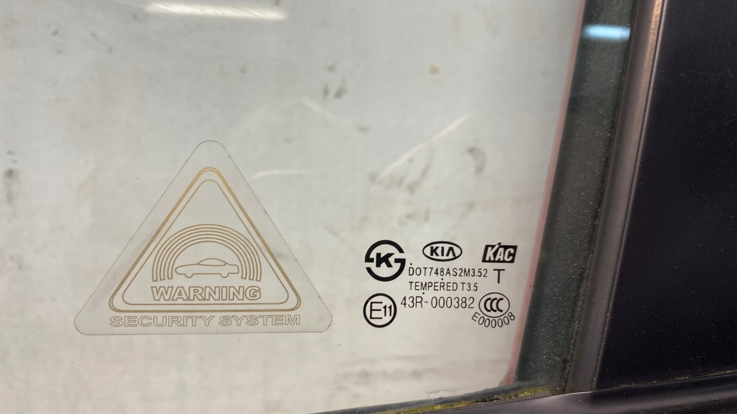 KIA RIO III 5D door left left front front BEG 12-16