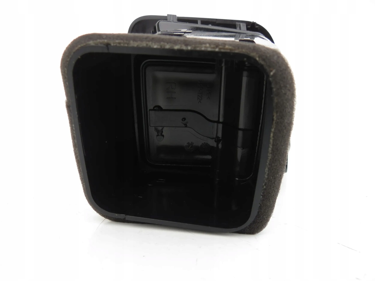 grid air conditioning devices right 31417692 VOLVO XC60 II 17