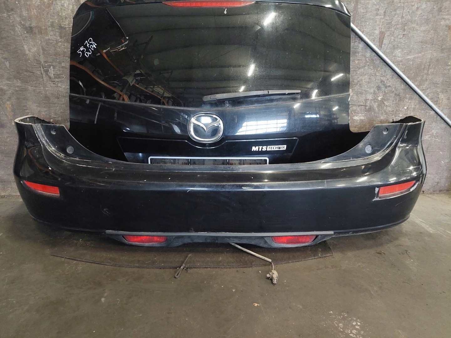complete rear part MAZDA 5 and A3F trunk door bumper lights