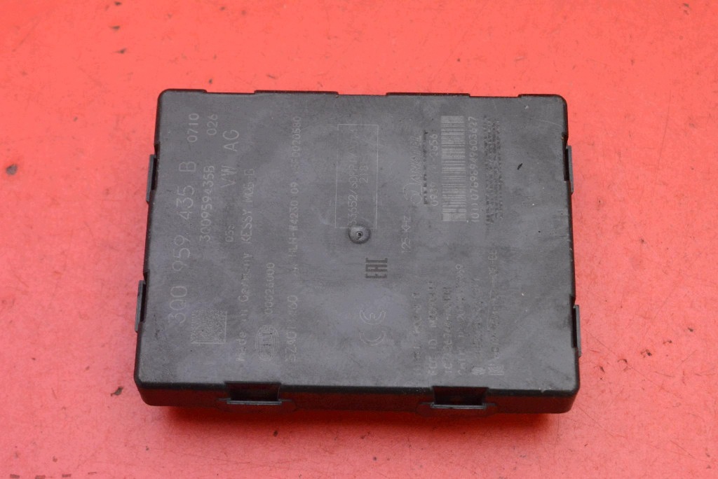 control unit module KESSY 3Q0959435B VW PASSAT B8 14-19