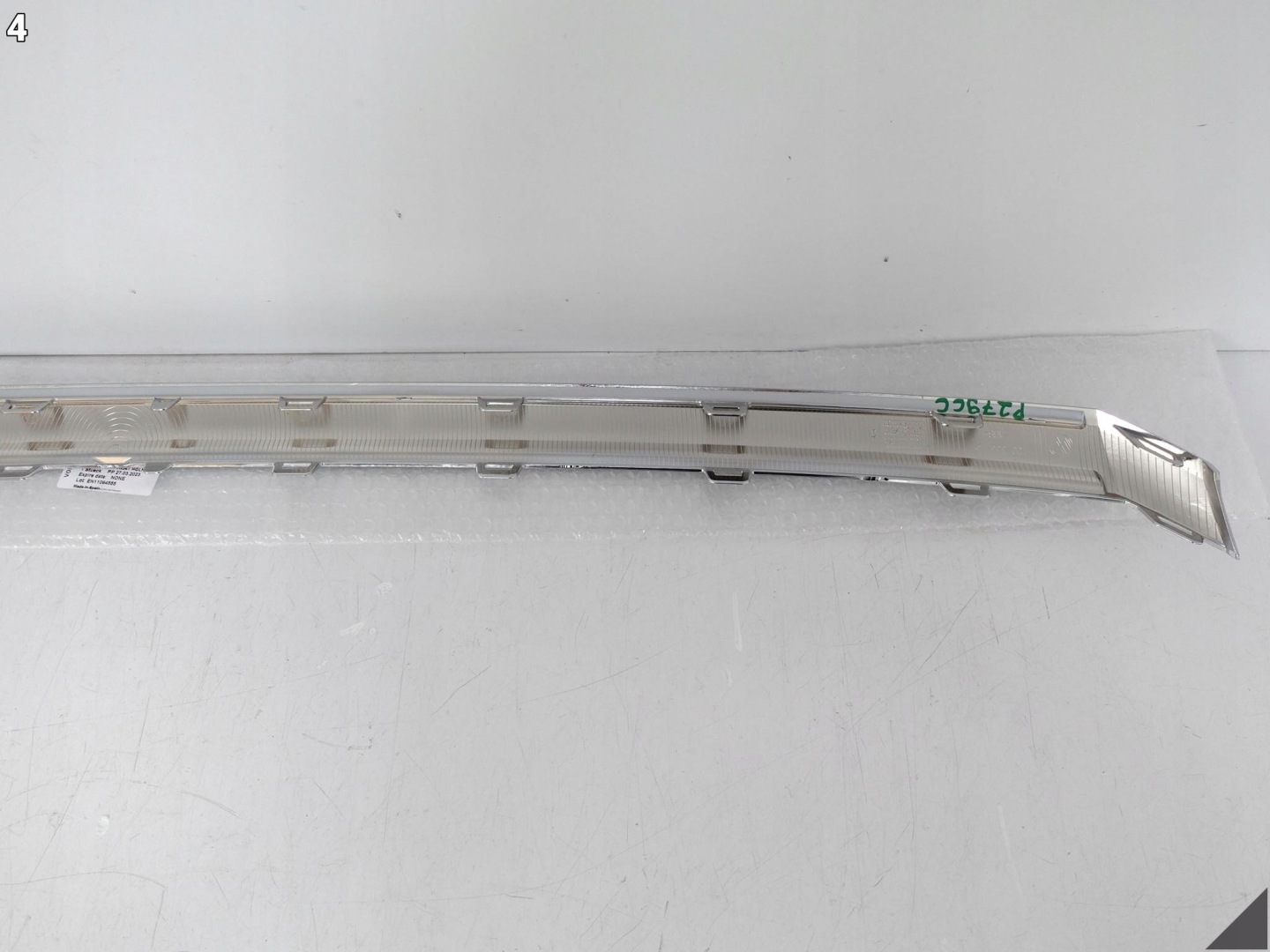 VW CRAFTER II 2 7C0 17- decorative trim CHROM W grill bumper front