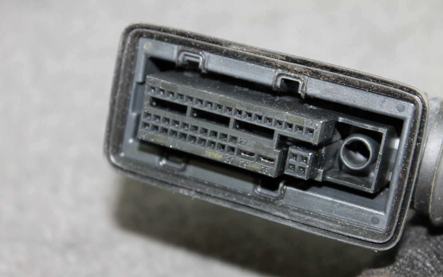 BMW G14 G15 bundle door right front SOFT CLOSE - 6012707